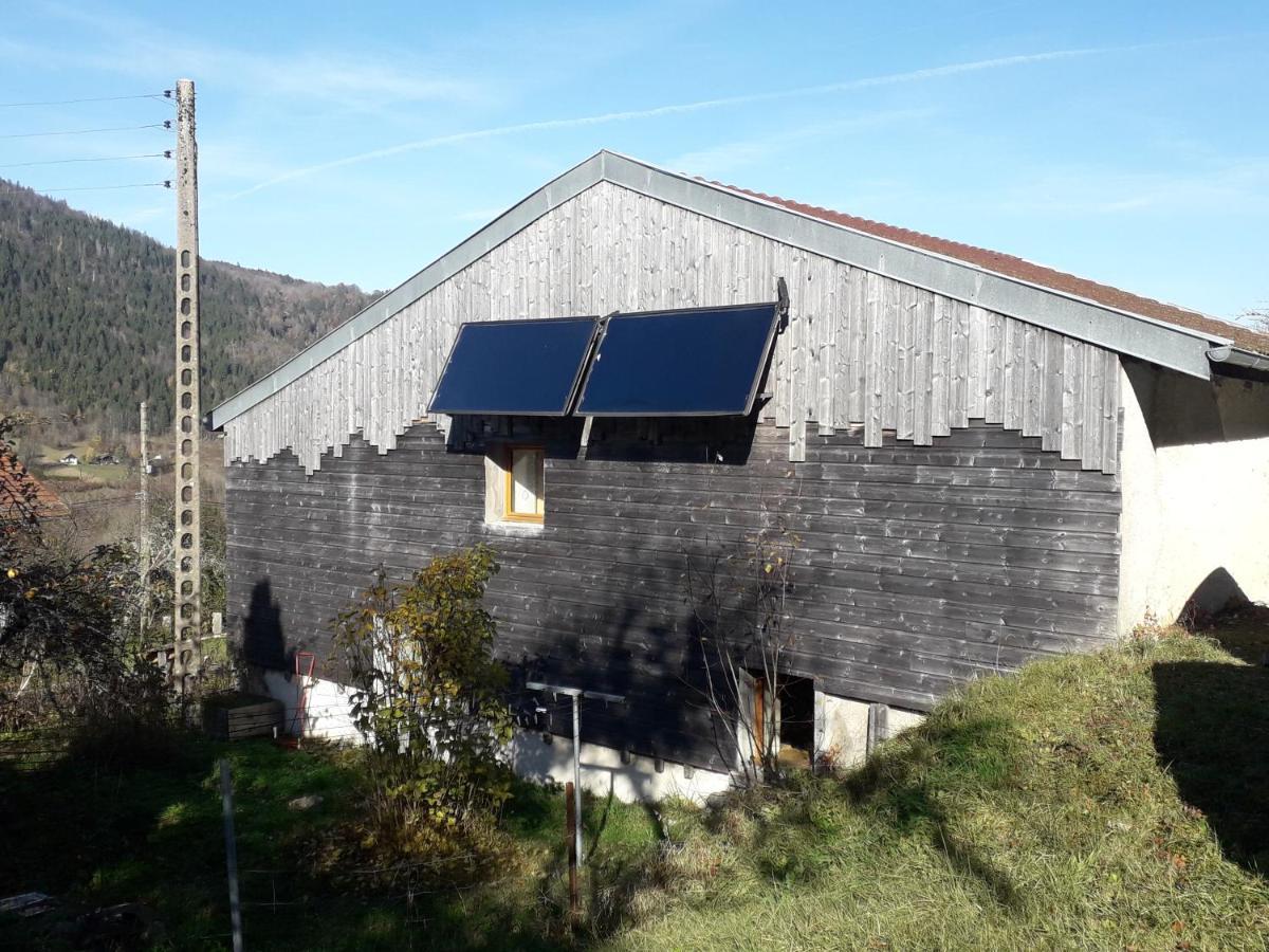 Maison Chaleureuse Et Ecologique Coyriere Exterior foto